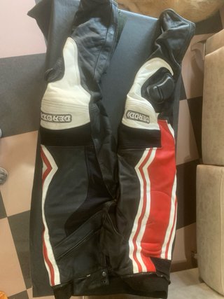Mono dos piezas cuero moto hombre Gerddi