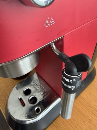 Cafetera DeLonghi Dedica + molinillo de cafe Bosch