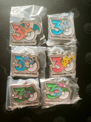 Llaveros Pokémon 30 Aniversario