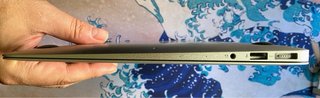 Portatil MacBook Air 13 128GB SSD 4GB RAM