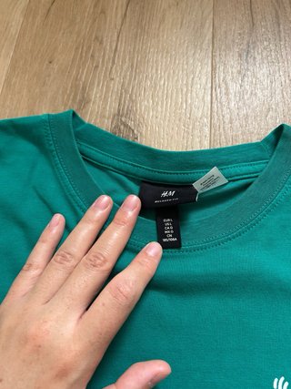 Camiseta verde Keith Haring - H&M