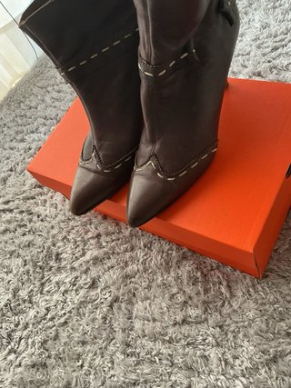 Botas de tacón marrones