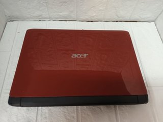 Portatil Acer Aspire One 532h-2br (1834)