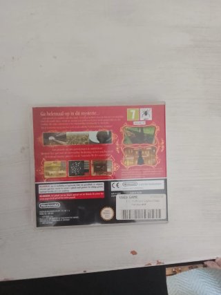 Profesor Layton y la Caja de Pandora (Nintendo DS)