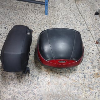 Baúles para moto SHAD