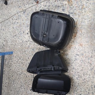 Baúles para moto SHAD
