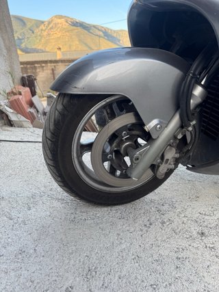 Suzuki Burgman 250cc Gris