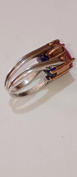 Anillo Plata 925 Doblé Oro Bajo Piedras Rojas