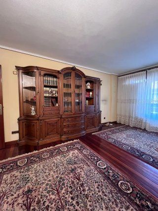Mueble salón clásico madera maciza, incl.alfombras