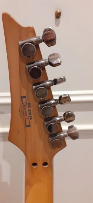 Guitarra Eléctrica Ibanez Roja