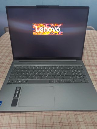 Lenovo IdeaPad 5 16GB RAM + 1TB SSD