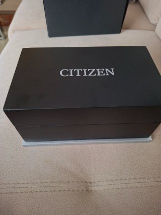 Reloj Citizen Series 8 GMT Azul/Plata