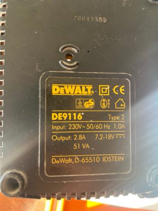 Cargador y Batería Dewalt