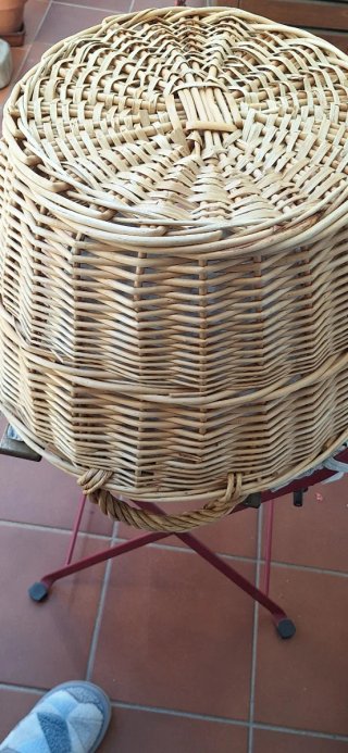 Cesto grande de mimbre