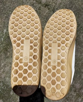 Zapatillas Corina Plata y Blanco