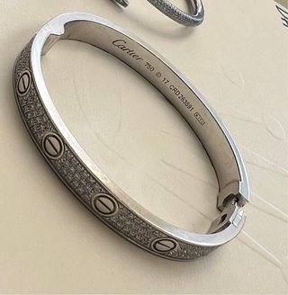 PULSERA CARTIER LOVE, MODELO CLÁSICO, PAVIMENTADO