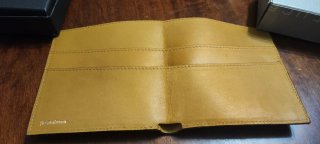 Portafoglio Yves Saint Laurent verde e giallo