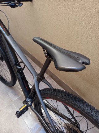 Bicicleta Orbea Negra, super bien cuidada.