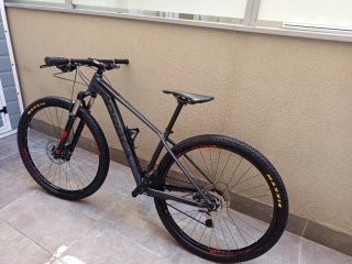 Bicicleta Orbea Negra, super bien cuidada.