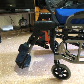 Silla de ruedas como nueva