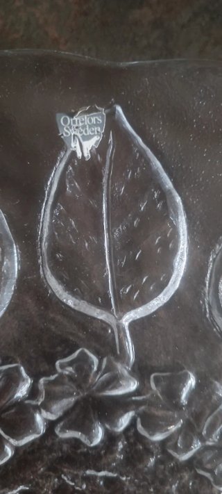 Centrotavola Orrefors Cristallo con Ciliegie