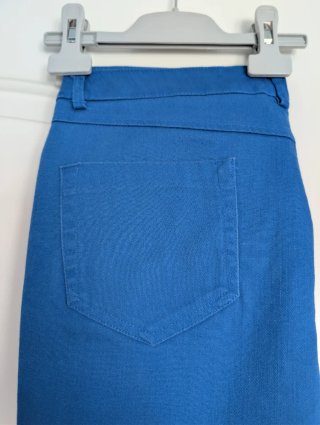 Pantalón azul talla 40