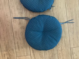 4 cojines redondos azules para exterior e interior