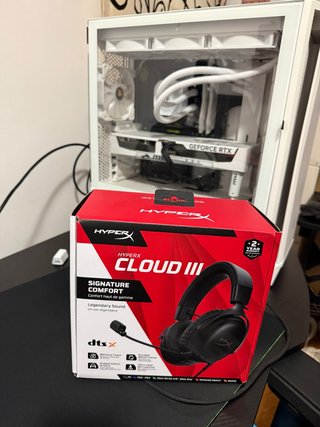 HyperX Cloud III Auriculares Gaming