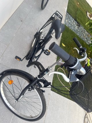 Bicicleta Paseo Negra con Cesta BTWIN