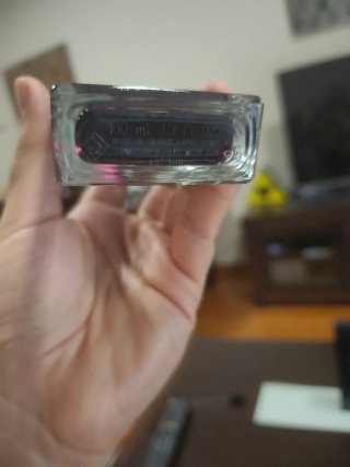Serge Lutens La fille de Berlin Perfume