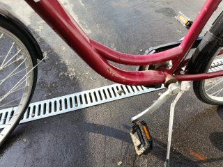 Bicicleta de paseo roja