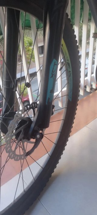 Bicicleta MTB Liv Temp3 SX 27.5