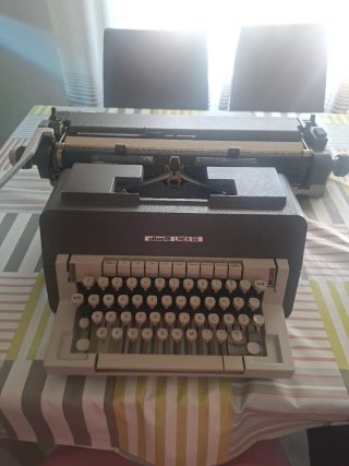 Olivetti Línea 98 Máquina de Escribir