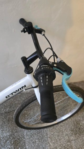 Bicicleta BTWIN 24 Blanca