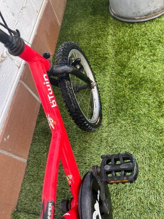 Bicicleta infantil bTwin roja