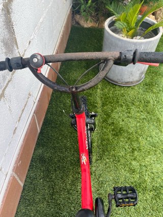 Bicicleta infantil bTwin roja