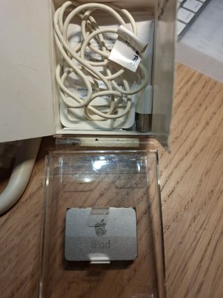 iPod Shuffle Plateado 1 GB