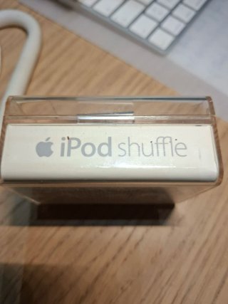 iPod Shuffle Plateado 1 GB