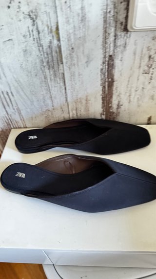 Zapatos Mules Negros Zara