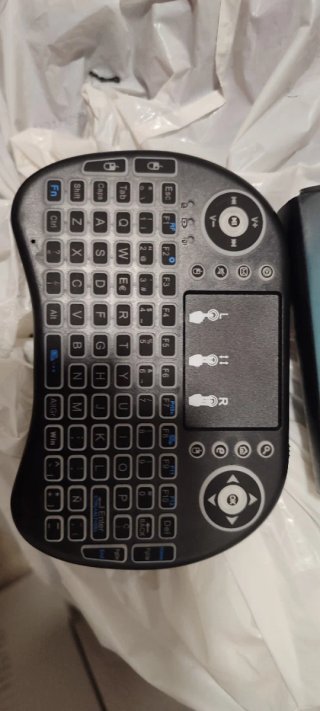 Mini Teclado Inalámbrico con Touchpad