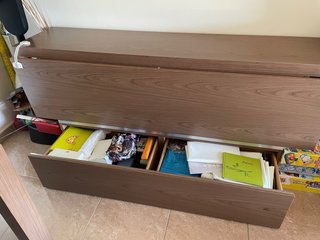 Mueble de salón de madera