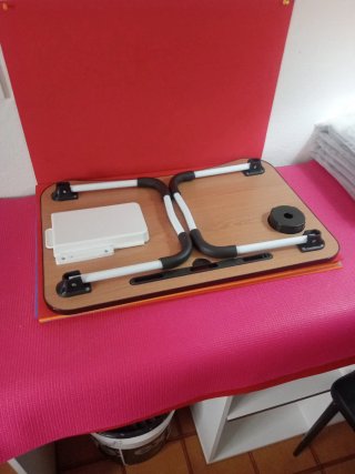 Mesa auxiliar para cama y sofá