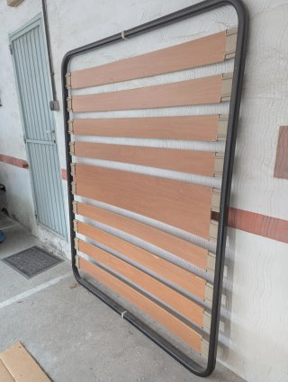 Somier Cama 150cm x 190cm Metal y Madera