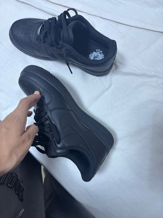 Nike Air Force 1 Negras