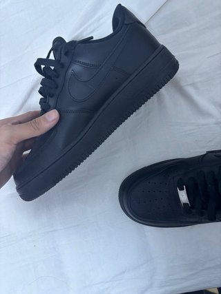 Nike Air Force 1 Negras