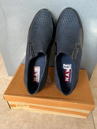 Zapatos de mujer negros y azules