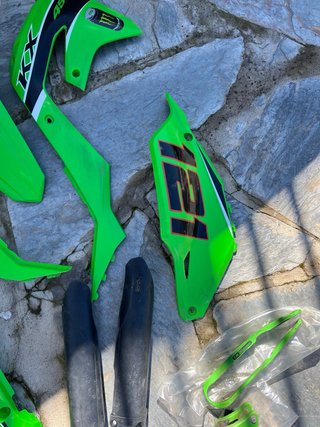 Plásticos originales KX 450