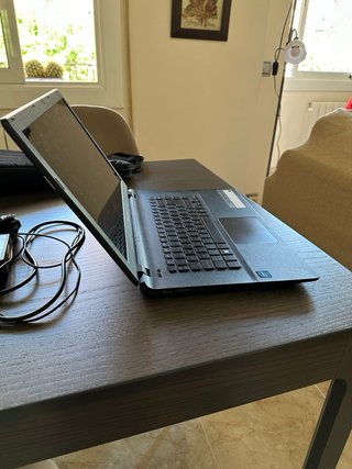 Portátil Packard Bell Negro
