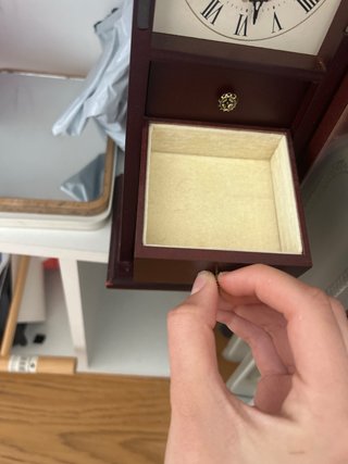Joyero de madera clásico con reloj