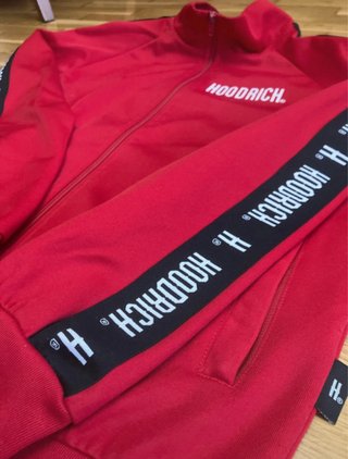 Chaqueta deportiva Hoodrich roja
